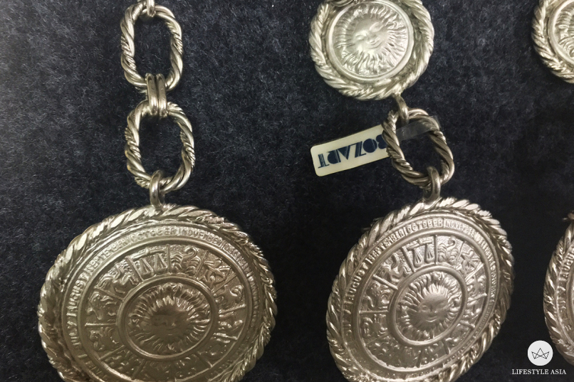 vintage jewellery